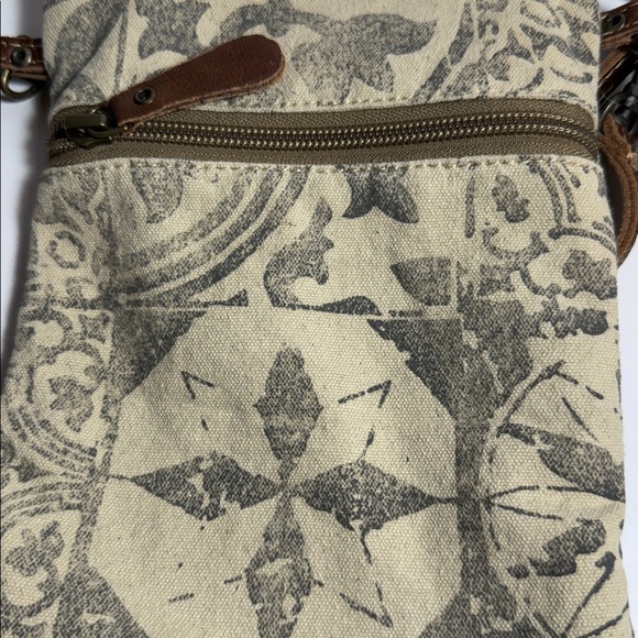 Myra Bag Crossbody Purse – Neutral Floral Print with Leather Trim - Picture 2 of 7